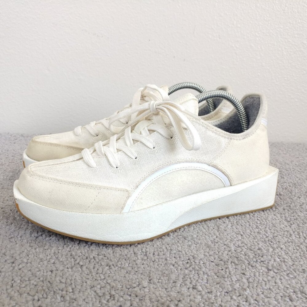 Allbirds Riser Womens 9 Running Shoes Walking Sneakers Cream White Lace Up Low